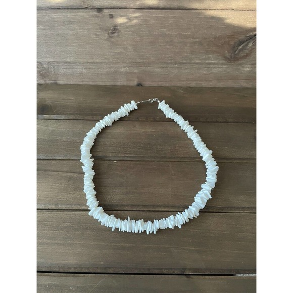 Vintage Puka Shell Necklace - Larger Shells 10mm - Length 16” - Picture 3 of 9